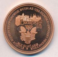 Bozó Gyula (1913-2004) 1989. George Bush látogatása Magyarországon Br emlékérem (42,5mm) T:1(PP)