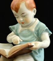 Zsolnay olvasó kisfiú cicával, kézzel festett, jelzett (Sinkó András), hibátlan, m: 19 cm