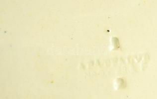 Apátfalva népi jelenetes mázas kerámia tál, jelzett, kopásokkal, 24,5×40 cm