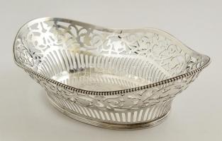 Ezüst(Ag) áttört kosár, jelzett, 21x14x5 cm, nettó: 218 g