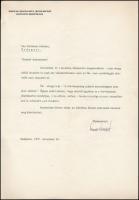 1971 Aczél György (1917-1991) saját kézzel aláírt levele Vas Zoltán (1903-1983) író, 56-os államminiszter részére melyben Vasnak válaszolva elmondja, hogy útlevele elvételéért nem ő a felelős.  Vas Zoltán 1956 után politikai tisztséget már nem viselt, írásból élt és lassan szembe került a rendszerrel.