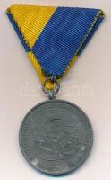 1941. "Délvidéki Emlékérem" cink emlékérem mellszalaggal. Szign.: BERÁN L. T:2
Hungary 19...