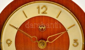 Anker járatos, feles ütő asztali óra, kulccsal, működik, h: 41 cm