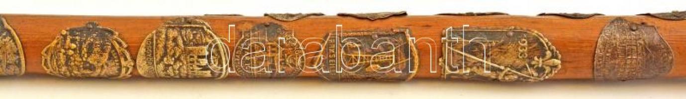 cca1930 Turistabot 25 jelvénnyel, közötte 2db jamboree jelvény is. / Alpine cane with hiker badges. ...