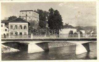 Besztercebánya, Banska Bystrica; híd, Karol Kopa üzlete / bridge, shops
