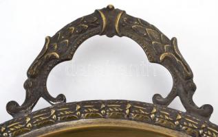 Réz tárgyak, nagy füles tálca, gyertyatartó (ferde), csengő (hibás), stb, összesen: 4 db,  60×35 cm ...