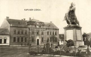 Kapuvár, Zárda, Hősök emlékműve. photo
