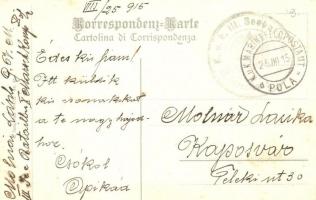 Partraszállási gyakorlat, egy motorhajó húzza a tengerészekkel teli csónakokat / Landungsmanöver / M...