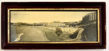 cca 1900 Biarritz nagyméretű képeslap üvegezett keretben / Large postcard in glazed frame. 46x22 cm
