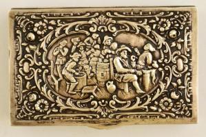 Ezüst (Ag) doboz, préselt szüreti jelenettel, jelzett, 11,5×7 cm, nettó:177 g / Silver box, hallmark...