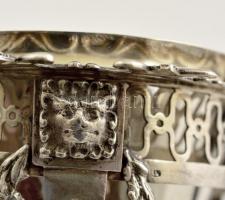 Ezüst (Ag) cukortartó, jelzett,  mesterjeggyel, m:16 cm, nettó:295 g / Silver basket, hallmarked, 29...
