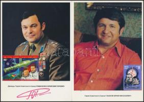 21 szovjet űrhajóst ábrázoló kép rajtuk az űrrepülésre kiadott bélyegek, valamint az űrhajósok saját...