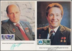 21 szovjet űrhajóst ábrázoló kép rajtuk az űrrepülésre kiadott bélyegek, valamint az űrhajósok saját...