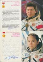 30 szovjet űrhajóst ábrázoló nyomtatvány a képükkel, valamint az élettörténetükkel és küldetésük leí...