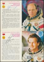 30 szovjet űrhajóst ábrázoló nyomtatvány a képükkel, valamint az élettörténetükkel és küldetésük leí...