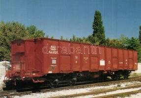 14 db modern magyar gőzmozdony és vagon motívumlap / 14 modern Hungarian locomotive, train, wagon mo...