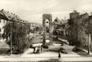 Gyöngyös 8 db régi és MODERN képeslap / 11 old and MODERN postcards