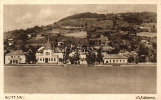 44 db főleg régi magyar városképes lap, Balaton és környéke / 44 mostly pre-1945 Hungarian town-view...