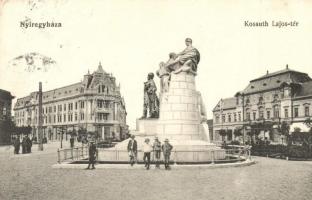 Nyíregyháza, Kossuth Lajos tér. Szántó Ernő kiadása (EK)