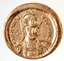 Római Birodalom / Honorius 395-423. 1988 jelzésű aranyozott Solidus replika T:1- Roman Empire / Honorius 395-423. 1988 marked gold plated Solidus replica C:AU