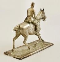 J. C. Klinkosch ezüst műhely (Bécs): Ferencz József a lovon. Ezüst kisplasztika, öntött, vésett és c...