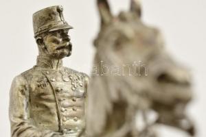 J. C. Klinkosch ezüst műhely (Bécs): Ferencz József a lovon. Ezüst kisplasztika, öntött, vésett és c...