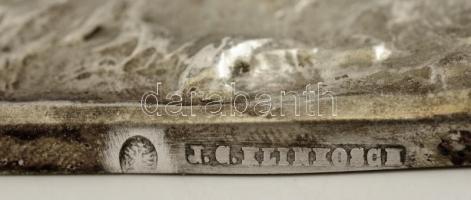 J. C. Klinkosch ezüst műhely (Bécs): Ferencz József a lovon. Ezüst kisplasztika, öntött, vésett és c...