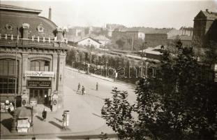 cca 1928 Szegedi híd és Démusz János étterme melletti BENZINKÚT, 2 db szabadon felhasználható, vinta...
