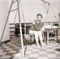 1964 Váradi Hédi (1929-1987) színésznőről készült 21 db felvétel negatívja, Kotnyek Antal (1921-1990...