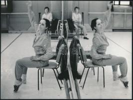 Balettművészek tétele, 3 db vinatge fotó + 1 db mai nagyítás vintage negatívról, 18x24 cm és 13x18 c...