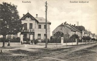 Keszthely, Erzsébet királyné út, Geiszl villa. Sujánszky József kiadása (EK)