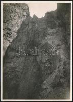 cca 1910 Magas-Tátra, a Spara-hágó, Erdélyi Mór felvétele, hátulján feliratozva, 11,5×16 cm /  cca 1910 Vysoké Tatry, the Špára, vintage photo, with notes on its back, 11,5×16 cm