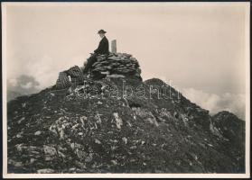 cca 1910 Fogarasi-havasok, Erdélyi Mór felvétele, hátulján feliratozva, 11,5×16 cm /  cca 1910 Munţii Făgăraş, vintage photo, with notes on its back, 11,5×16 cm