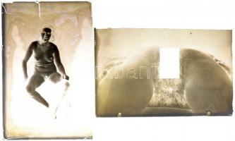 cca 1936 Pornó felvételek, 2 db vintage üveglemez negatív Lőcsei Árpád (?-?) kecskeméti vándorfényképész hagyatékából, 8x14 cm