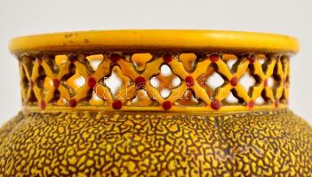 cca 1880 Zsolnay tiger mázas váza, porcelánfajansz, máz hibával, jelzett (mélynyomás), formaszám: 15...