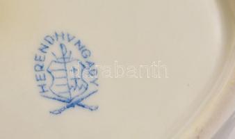 Herendi Viktória mintás porcelán tálka, kézzel festett, jelzett, kopásnyomokkal, 12x10 cm