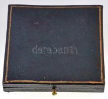 Franciaország 1912. "Francia Jacht Klub" peremen jelzett Ag emlékérem, hátoldala gravírozv...