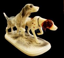 Vadászkutyák, kézzel festett, jelzés nélkül, hibátlan, h:33 cm, m:19 cm
