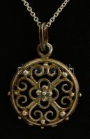 Ezüst(Ag) lánc ezüst(Ag) medállal, jelzéssel, jelzés nélkül + ezüst(Ag) rátétes kaucsuk karkötővel, ...