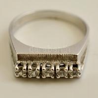 Vegyes ezüst(Ag) tétel (medál, lánc, gyűrű), jelzéssel, jelzés nélkül, bruttó: 15,2 g