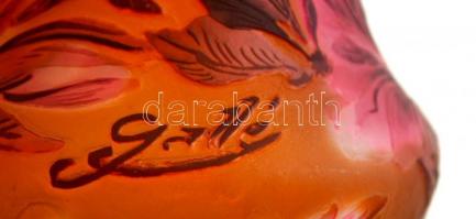 Virág mintás fújt váza, homokfújt, több rétegű, Gallét tip jelzéssel, hibátlan, m:13,5 cm