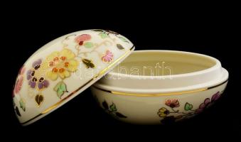 Zsolnay pillangó mintás tojásbonbonier, kézzel festett, jelzett, hibátlan, 8×11 cm