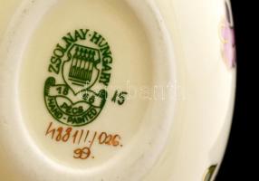 Zsolnay pillangó mintás tojásbonbonier, kézzel festett, jelzett, hibátlan, 8×11 cm