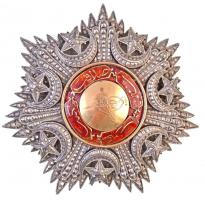 Oszmán Birodalom ~1900. Medzsid Rend II. osztályának csillaga zománcozott, jelzetlen Ag csillag, medalion hátoldalán török gyártói jelzés (~85mm) T:2,2- csillagszár vége enyhén hajlott, hátoldalán kampó letört, medalion közepe valószínűleg javított, elfordult /  Ottoman Empire ~1900. Order of Medjidie, Star of 2nd Class enamelled, unmarked Ag star, Turkish makers mark on back of the medalion (~85mm) C:XF,VF one point of star slightly bent, the hook on the back is missing, center of the medalion is probably repaired because it is rotated