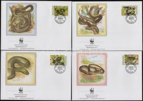 WWF: Kígyó sor 4 FDC-n + négyestömb WWF: Snake set on 4 FDC + block of 4