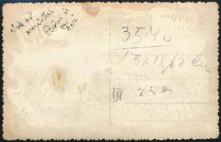 cca 1930-1940 Ejtőernyős katona fotója, hátulján feliratozva, 8,5×13,5 cm