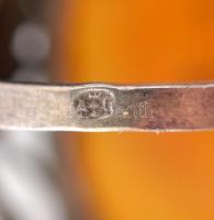 Ezüst (Ag.) gyűrű és karkötő borostyán kővel, jelzett, bruttó: 41 g