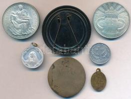 6db-os vegyes, vallásos témájú emlékérem és medál tétel T:2