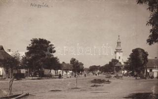 Nagyida, Velká Ida; Fő tér templommal / street view with church. photo