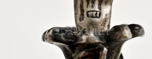 cca 1850 ezüst (Ag.) augsburgi olaj-ecet tartó, eredeti köszörült üveg palackokkal, aprólékos ötvös ...